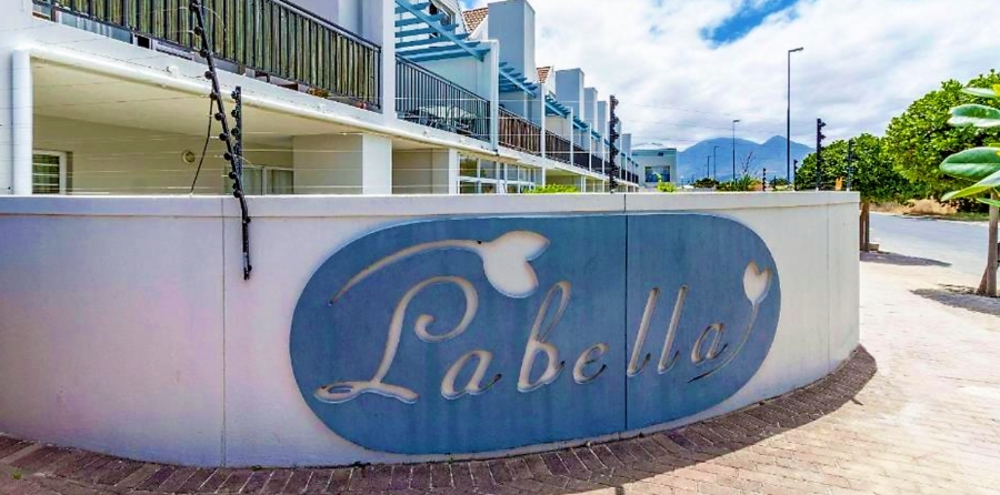 1 Bedroom Property for Sale in Gordons Bay Central Western Cape